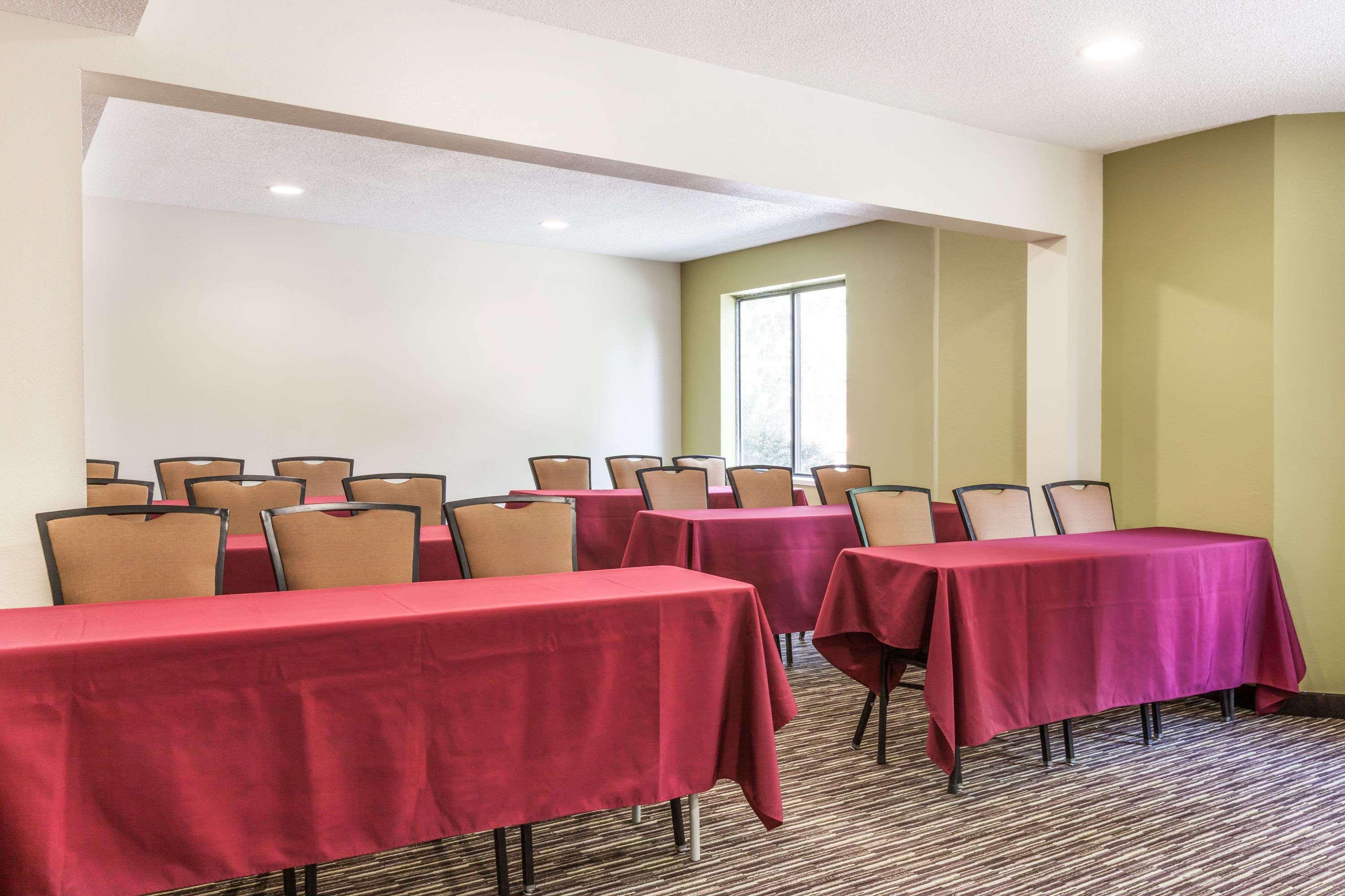 Quality Inn Lincoln Cornhusker Ngoại thất bức ảnh