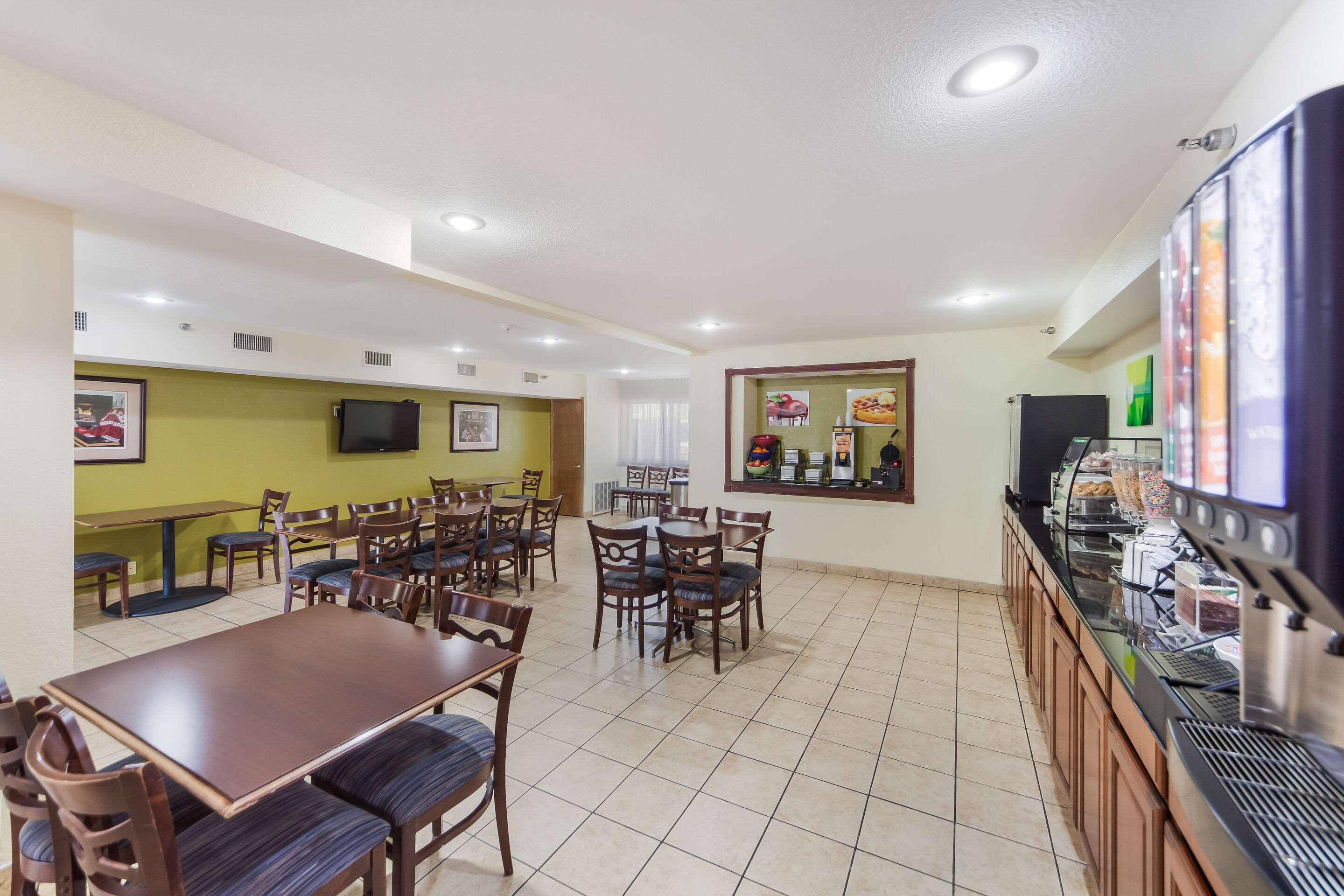 Quality Inn Lincoln Cornhusker Ngoại thất bức ảnh